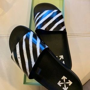 Off white slides